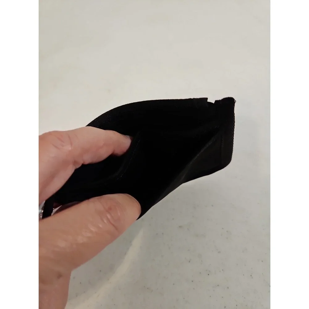 NWT Lululemon True Identity Card Case Black $28 Sold‎ Out